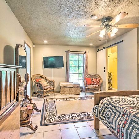 Lakefront Hot Springs Home With Updated Deck And Dock! ภายนอก รูปภาพ
