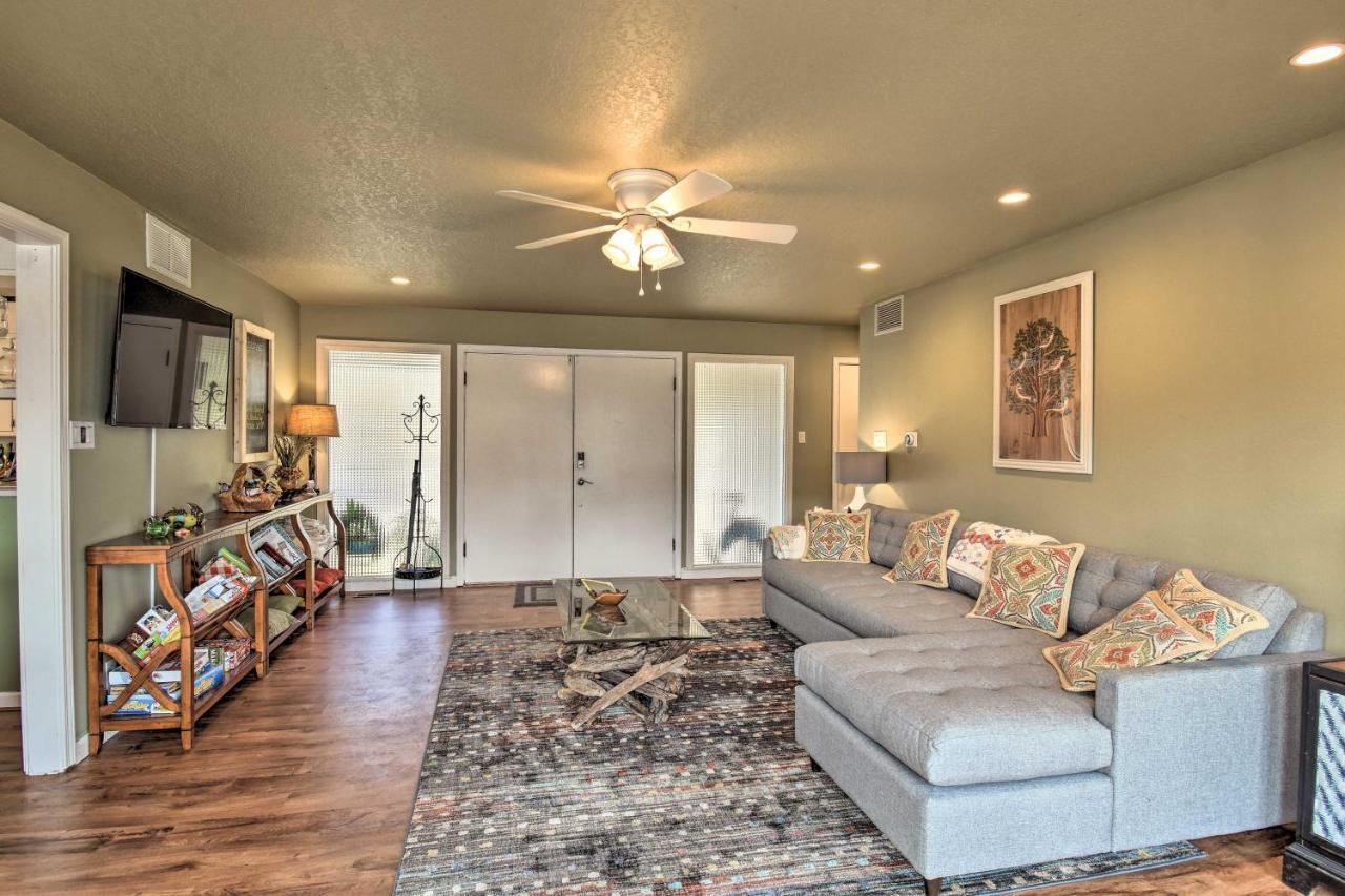Lakefront Hot Springs Home With Updated Deck And Dock! ภายนอก รูปภาพ