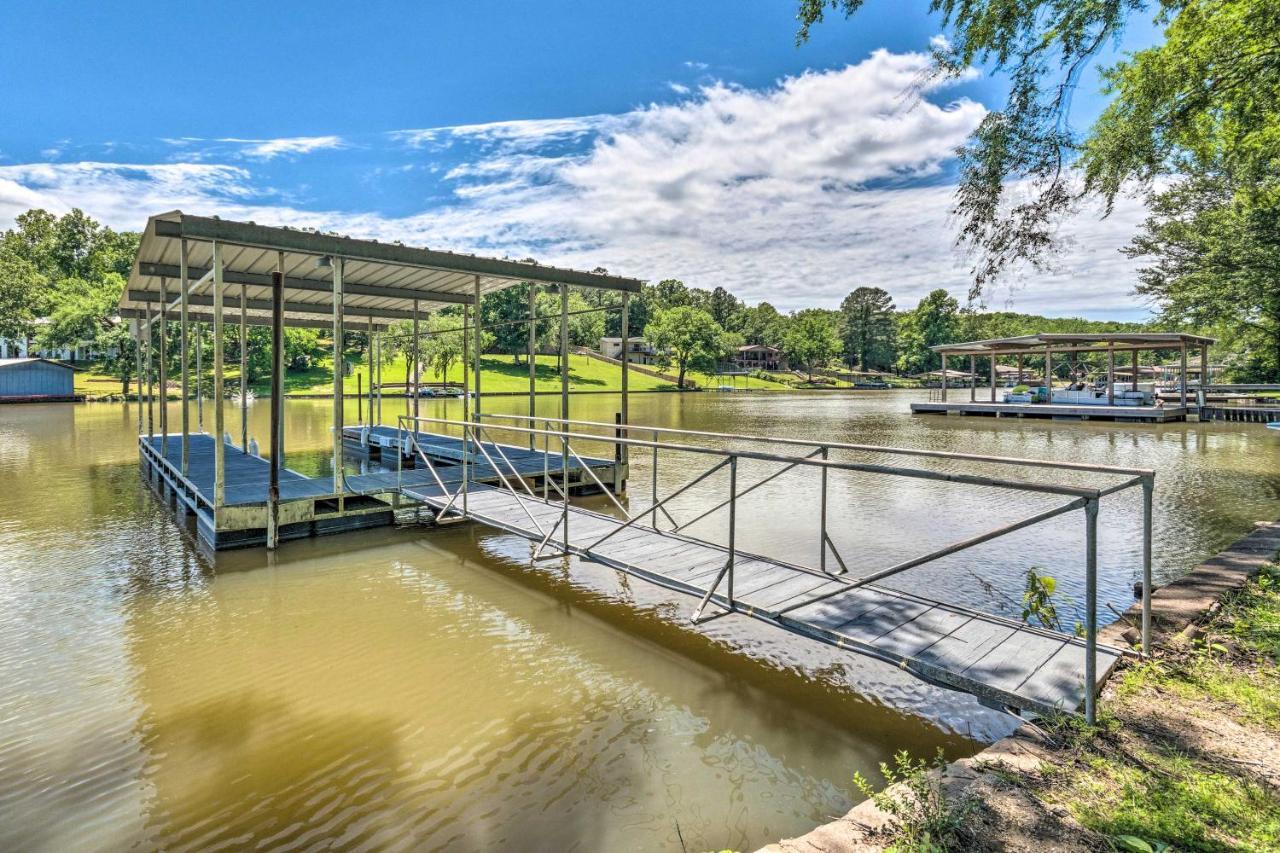 Lakefront Hot Springs Home With Updated Deck And Dock! ภายนอก รูปภาพ