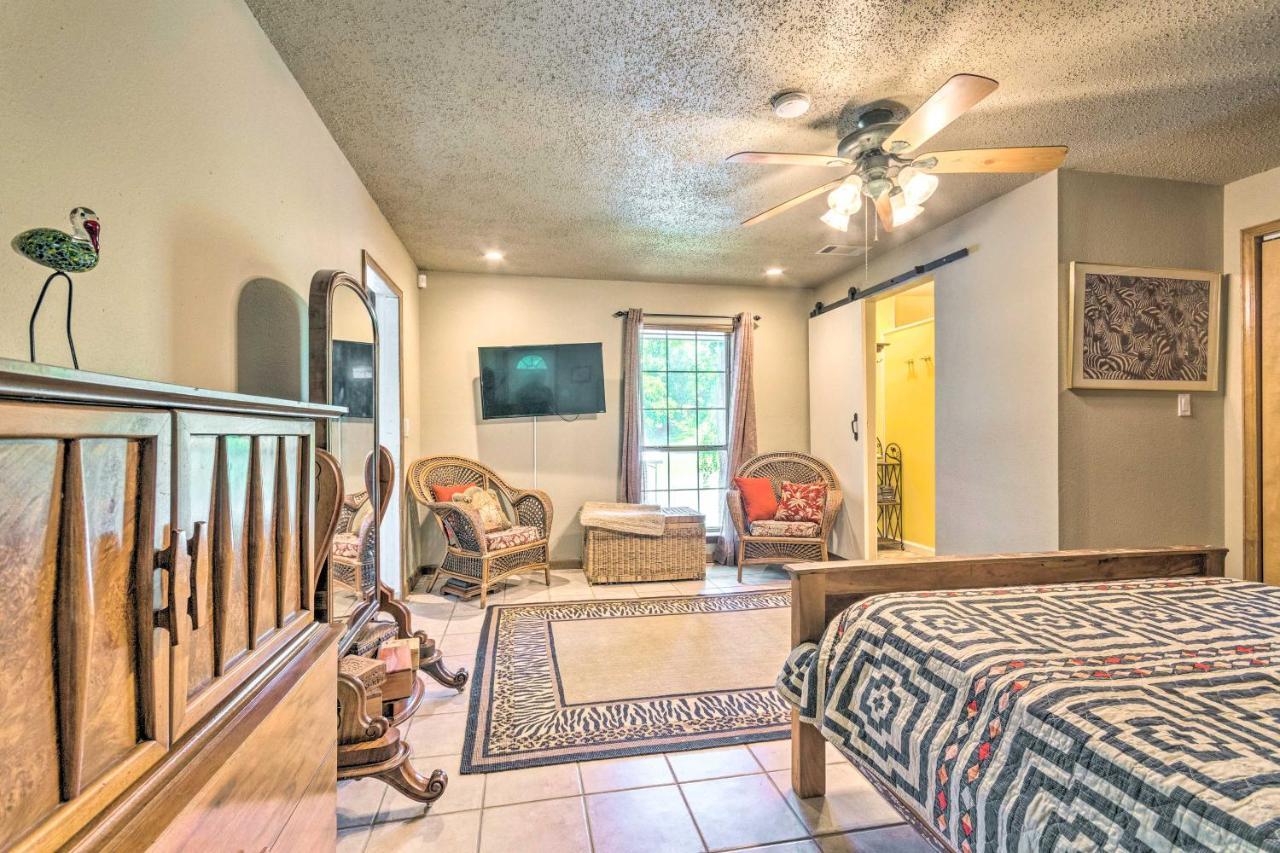 Lakefront Hot Springs Home With Updated Deck And Dock! ภายนอก รูปภาพ